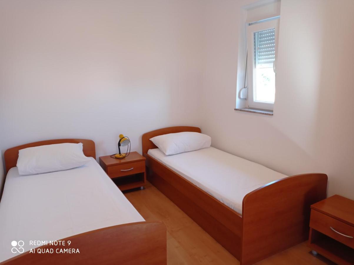 סבטי פיליפ אי ג'קוב Apartments Vodopija 300M To The Beach מראה חיצוני תמונה