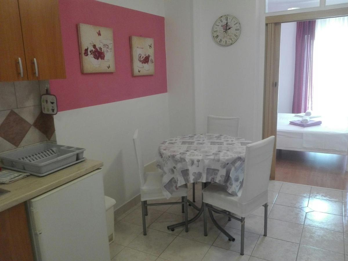 סבטי פיליפ אי ג'קוב Apartments Vodopija 300M To The Beach מראה חיצוני תמונה